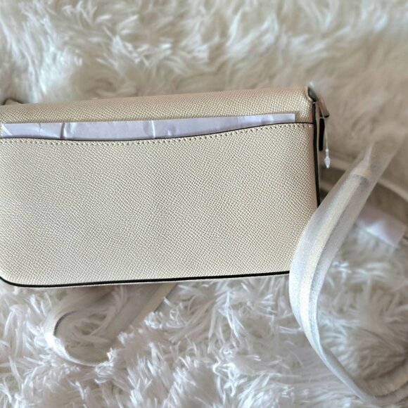 New White Authentic Coach Wyn Crossbody w/ Yellow Tea Rose Embellishment - Picture 3 of 8